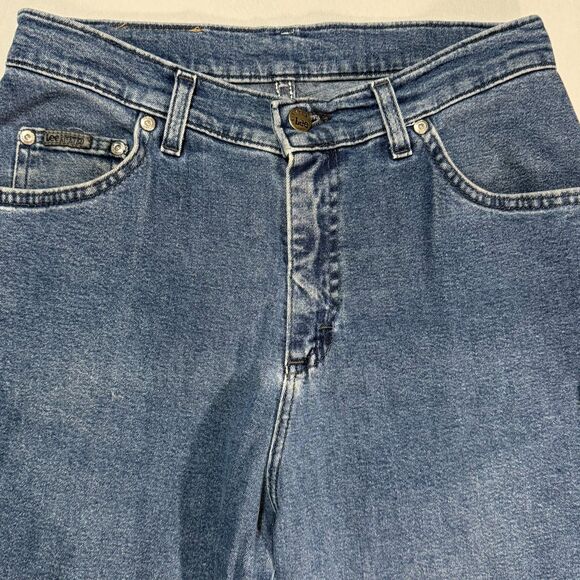 VINTAGE Lee Riveted Mom Jeans Circa 1992 Med Wash, Very Soft, Tapered Leg 2/$25 - Picture 4 of 13